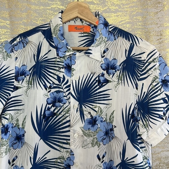 Newport Isle Blue/White Hibiscus Hawaiian Short Sleeve Button Up Shirt Size S - Picture 3 of 12